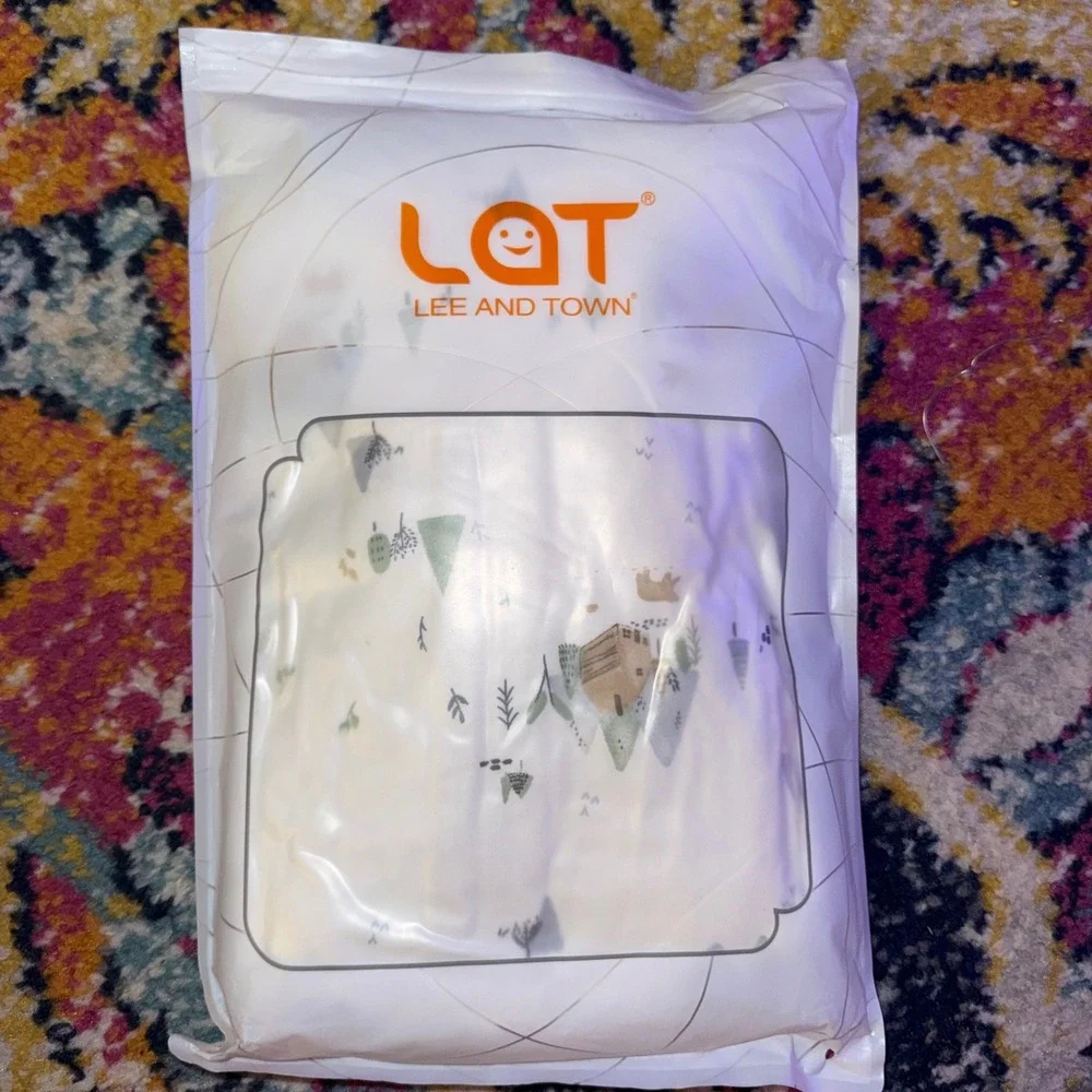 BUNDLE- 2 sets Baby‎ Wearable Blankets Cabin and Swan Design Two Way Zipper